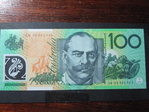 Aust one hundred dollars - one,