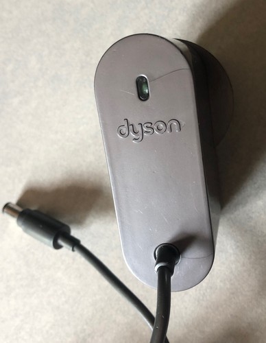 Genuine dyson charger - dyson, 17530-01