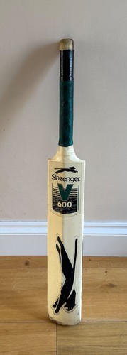 Cricket bat vintage - bat.,