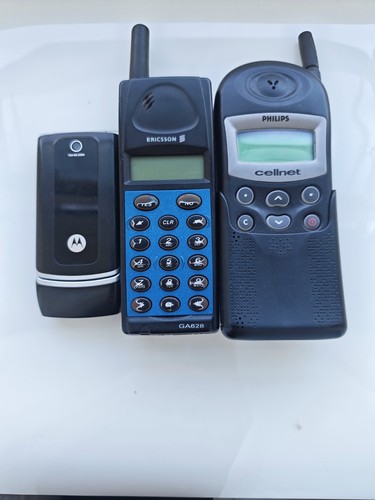 Vintage phones motorola - phones, w