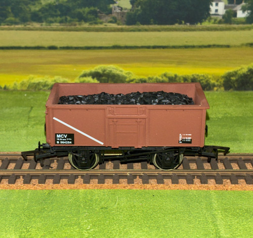 Dapol gauge wagon with coal - dapol,