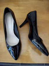 HEAVENLY SOLES FAUX BLACK PATENT STILETTO COURT SHOES  UK 5E wide UNWORN