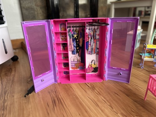 Barbie ultimate closet - barbie,