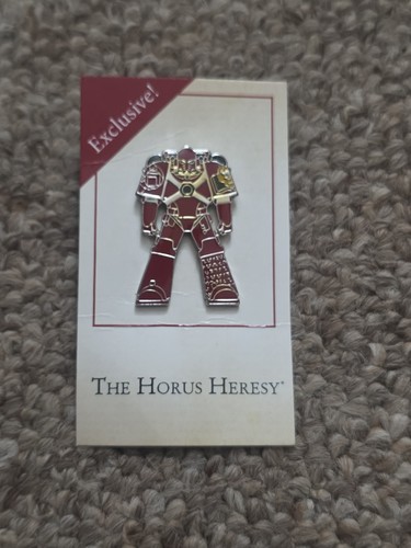 Warhammer horus heresy pin - warhammer,