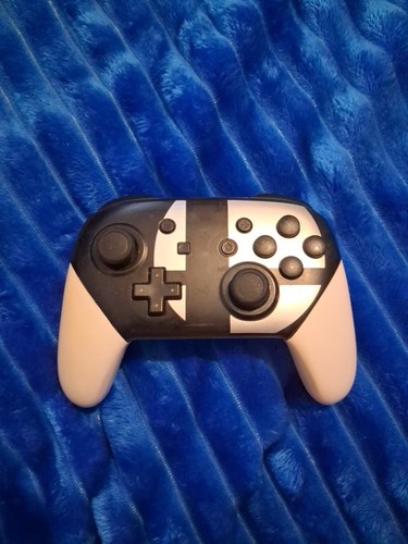 Nintendo switch pro controller - pro,