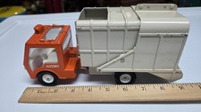 Ertl Astro 1:24 Scale Diecast