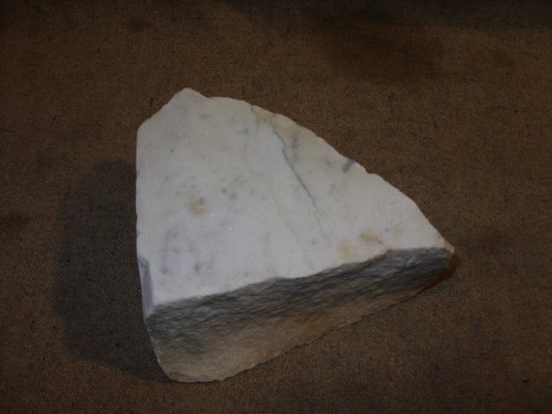 Marble block plinth - plinth,