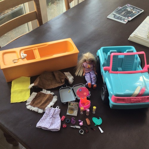 Vintage barbie blue jeep car - ,
