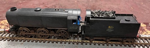 Hornby r2355b class - q1,, 0-6-0
