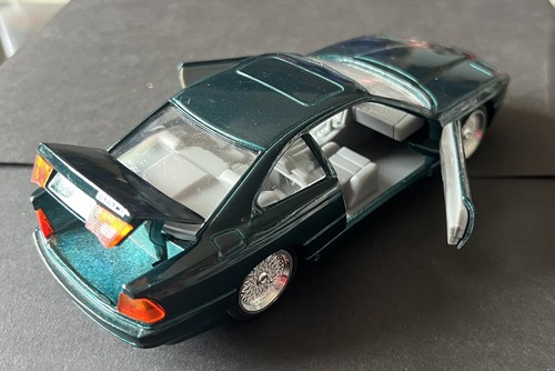 Bmw 850i die cast model - 850i,