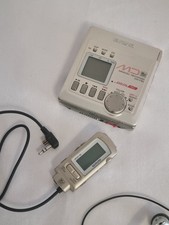 Aiwa AM-F80 MiniDisc Player/Recorder with remote and headphone Untested....