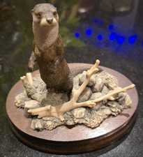 Vintage Border Fine Arts