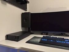 Desktop Hi-Fi System. Speakers