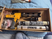 Dewalt Cordless Caulking Gun Kit Adjustable Speeds, Adhesive, 18v/20v Compatible