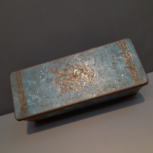 Vintage biscuit tin crawfords - biscuit,
