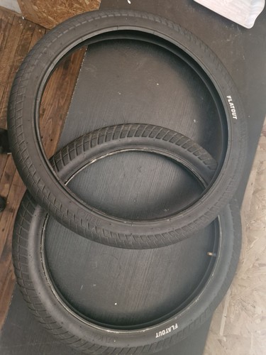 Relic flatout bmx tyres - bmx,