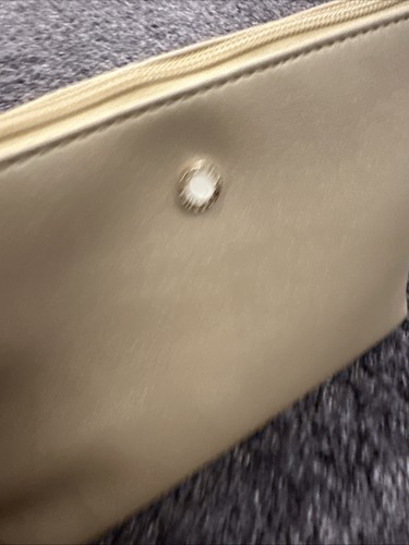 Bvlgari wash bag with contents - bvlgari,