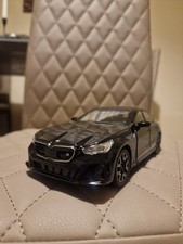1:24 BMW I5 M60 Alloy Diecast Car Model Lights&Sound Kids Adults Uk Collectible