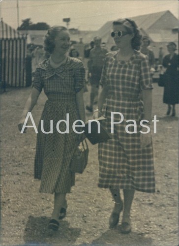 Two women 1940s - 1950s, snapshot