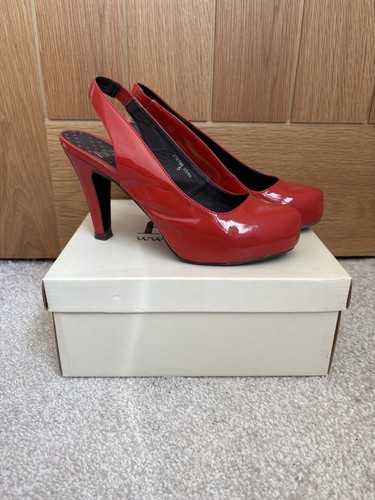 Women faith heels - size, 5