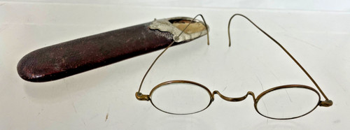 Antique wire oval - wire, spectacles