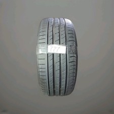 215 50 R17 95W NEXEN (Tread