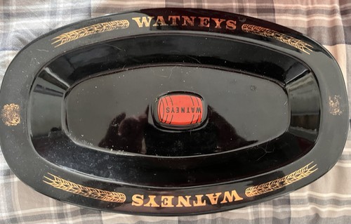 Watneys pub ash - pub, tray