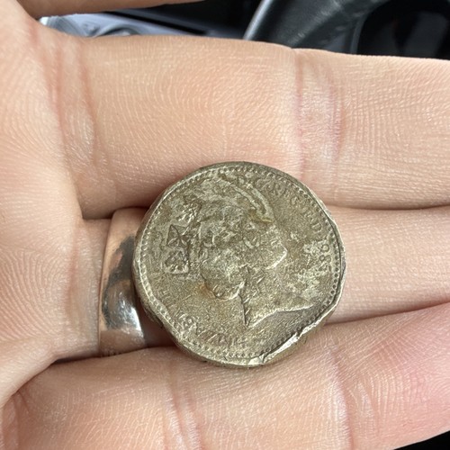 1982 great britain 20p coin - 20p,