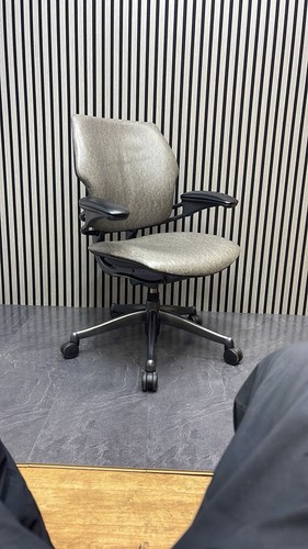 Humanscale freedom office - humanscale,