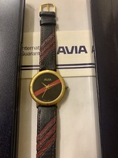 Avia 238271  Red Line  Vintage