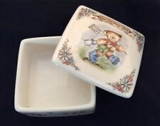 Wedgwood Rambling Ted Trinket