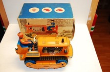 Vintage DDR MSB Metal Tractor