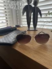 Guess Sunglasses With Case  Gf6085-  32f