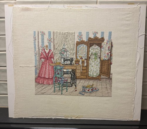 Charming vintage needlepoint - vintage,