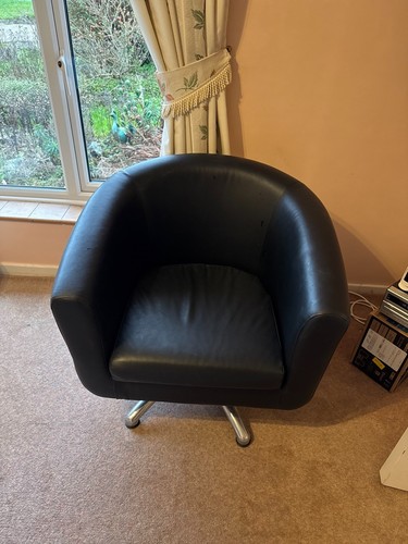 Black tub chair - tub, leather