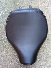 Royal Enfield Super Meteor Seats