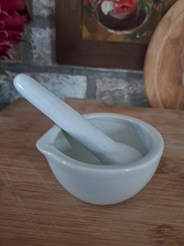 White ceramic small - ceramic,
