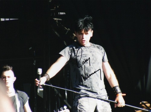 Gary numan singer signed - gary,
