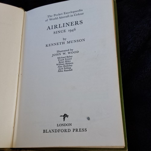 Vintage book airliners - book,