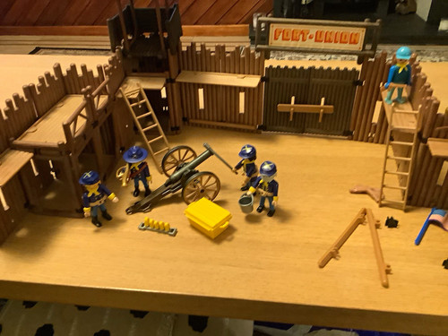Playmobil fort union playset - playmobil,