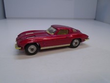 CORGI Chevrolet Corvette Sting Ray, with lifting front lights,