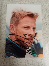 JENSON BUTTON  RETIRED F1 DRIVER HAND SIGNED PHOTO 6" X 4".