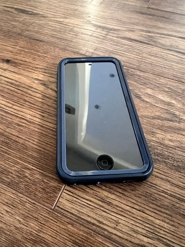 Apple ipod touch 16gb - ipod,