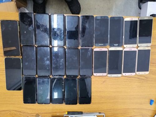 Samsung mixed lot - lot, 25
