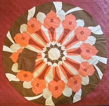 Vintage Vera Neumann Round Lily Tablecloth With Brown Linen Napkins