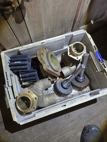 Marine water pump - marine,