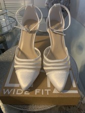 Wedding Shoes Ivory satin wide