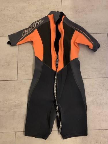 Skins junior wetsuit size - c-skins,