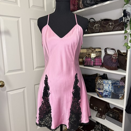 Vintage gold label - m,