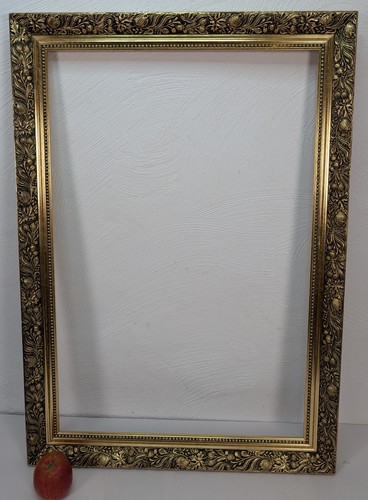 Vintage picture frame ornate - vintage,